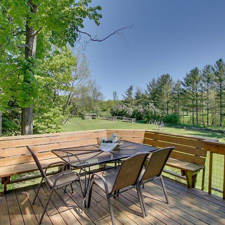 Updated Home With Deck 2 Mi To Sister Bay Beach! Bagian luar foto